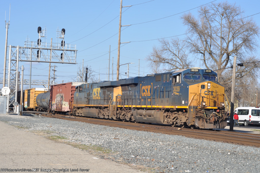 CSXT 3039 South